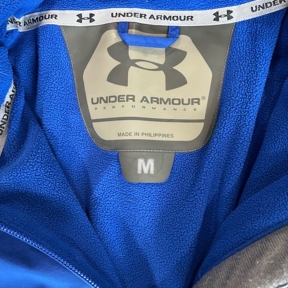 Under Armour Performance Blue Light Windbreaker Jacket size Medium π§₯ - Picture 3 of 5